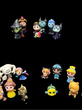 Funko Mini Figure Set - Black, Green, Blue, Yellow, Red, Purple, Gold
